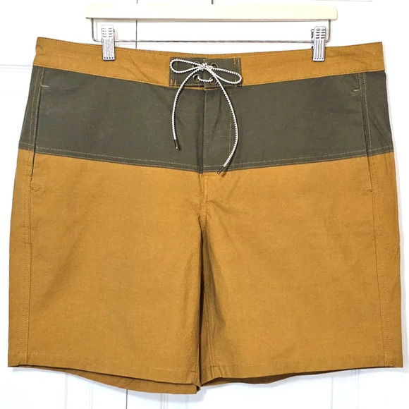 LL Bean Signature Men's Hybrid Board Short 38 NWOT Elastic Waist Pockets Outdoor - Picture 1 of 10